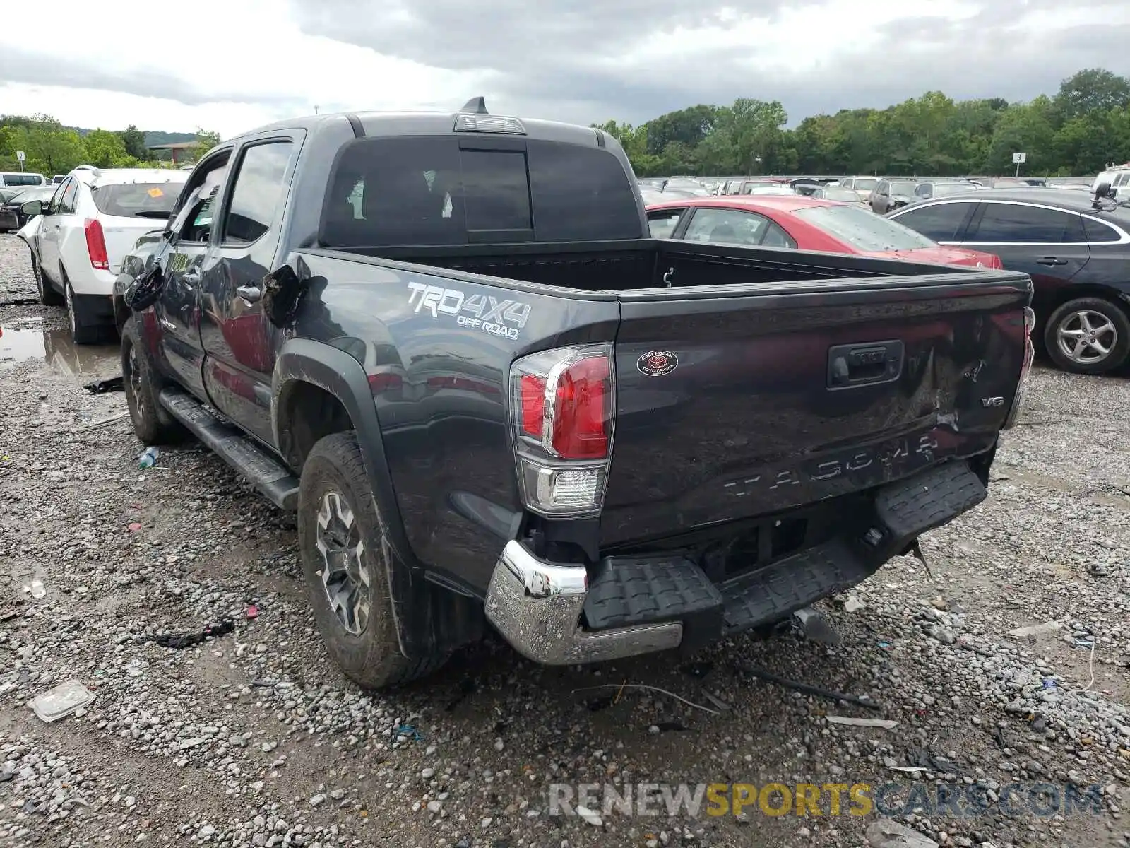 3 Photograph of a damaged car 3TMCZ5AN0LM339711 TOYOTA TACOMA 2020