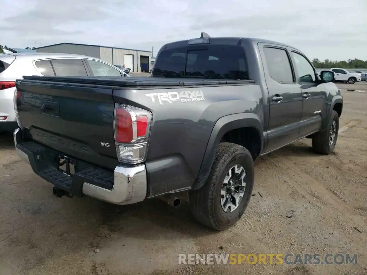 4 Photograph of a damaged car 3TMCZ5AN0LM341989 TOYOTA TACOMA 2020