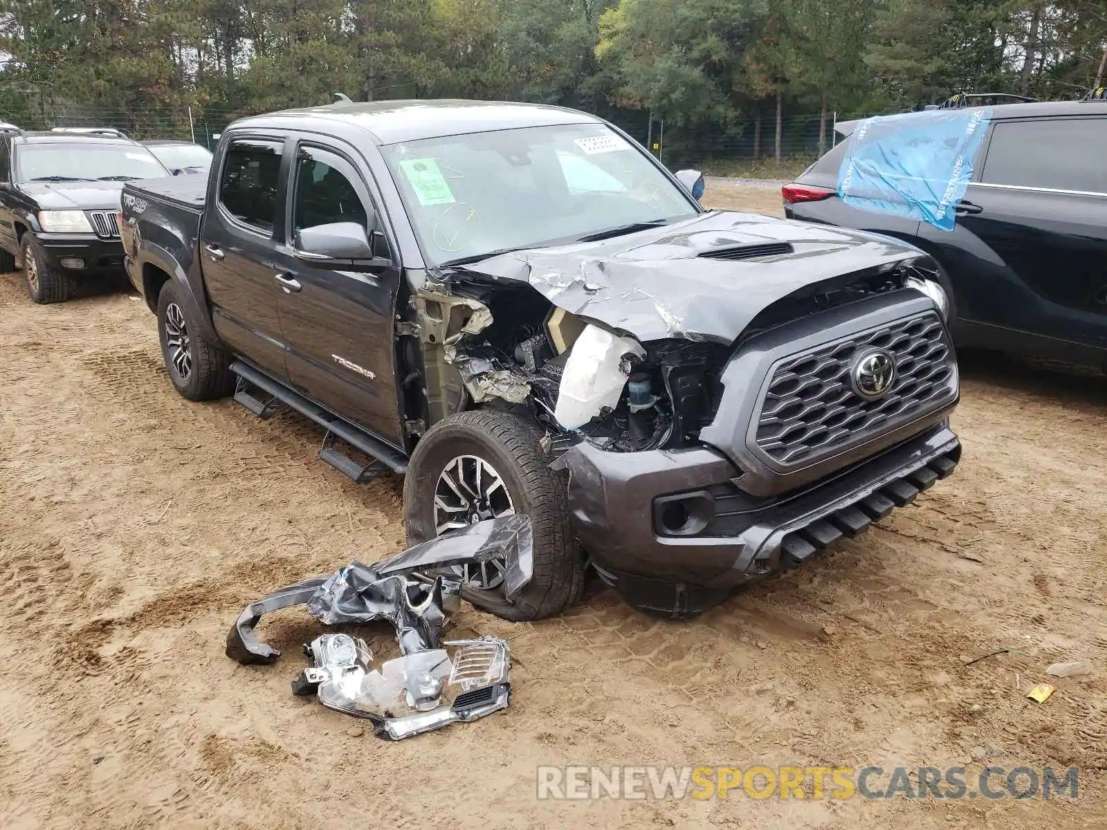 1 Photograph of a damaged car 3TMCZ5AN0LM343810 TOYOTA TACOMA 2020