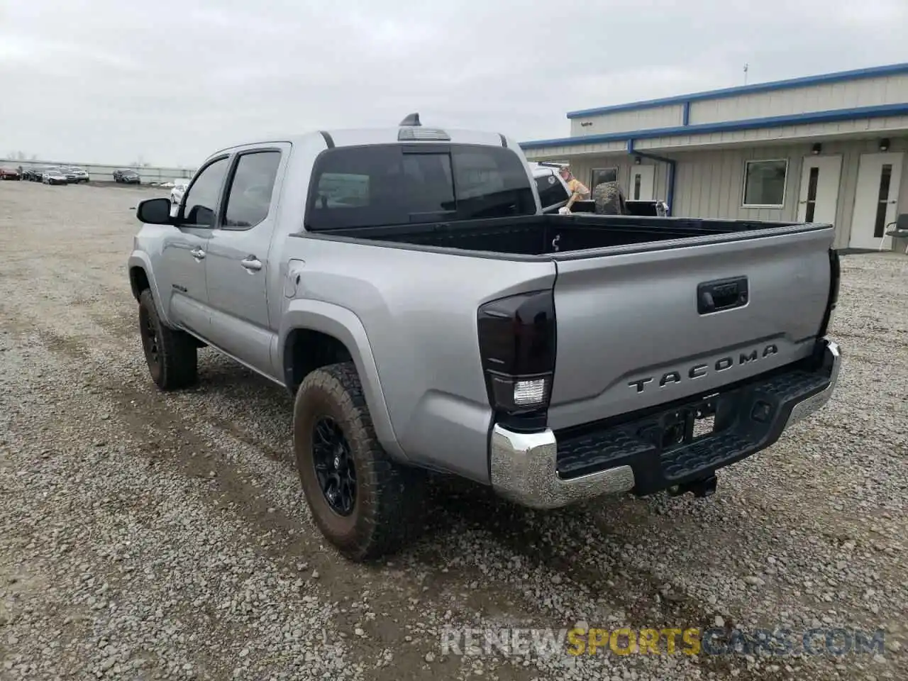 3 Photograph of a damaged car 3TMCZ5AN0LM344620 TOYOTA TACOMA 2020