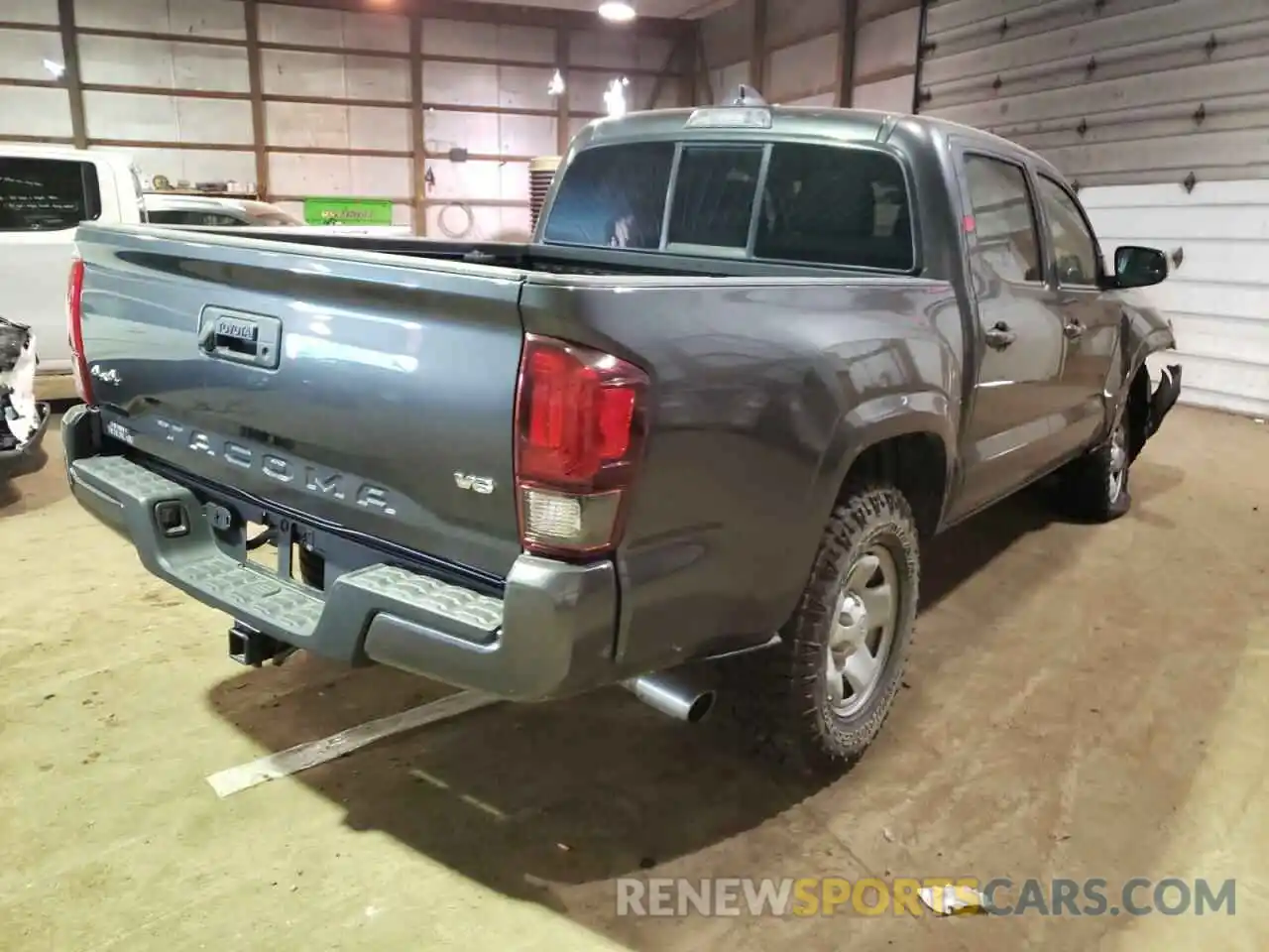 4 Photograph of a damaged car 3TMCZ5AN0LM349946 TOYOTA TACOMA 2020