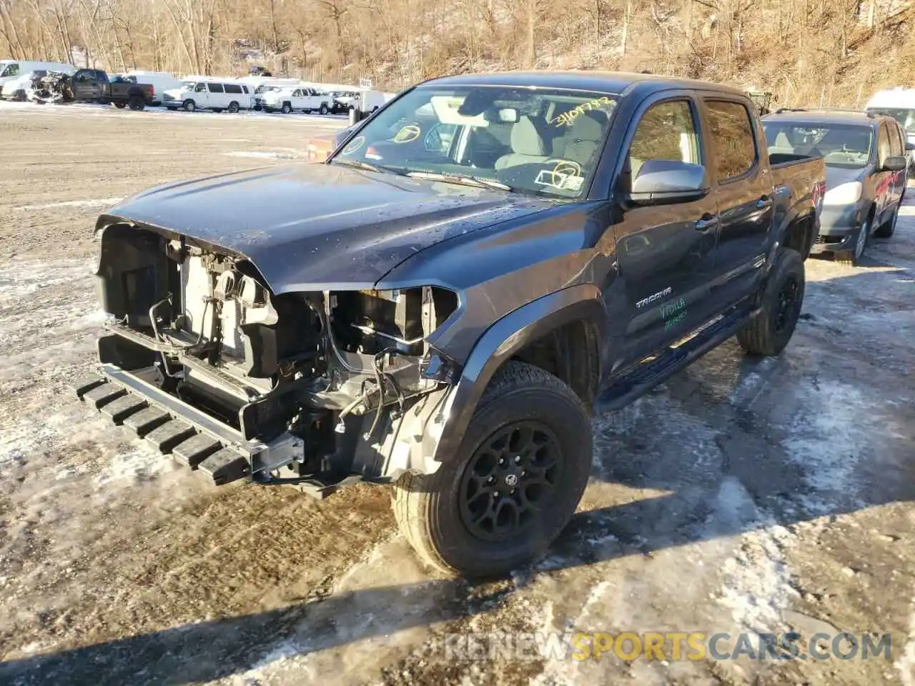 2 Photograph of a damaged car 3TMCZ5AN0LM352510 TOYOTA TACOMA 2020