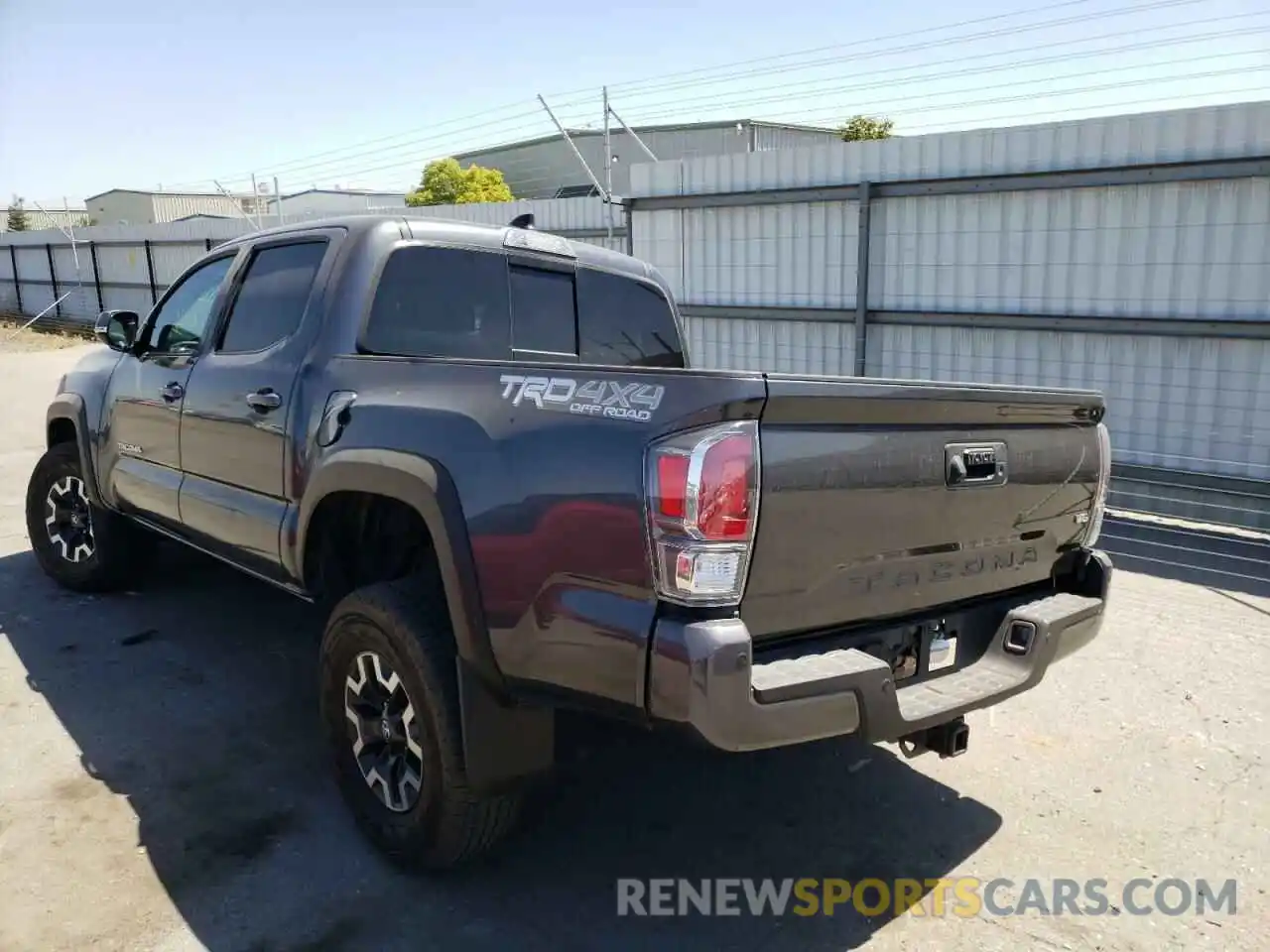 3 Photograph of a damaged car 3TMCZ5AN0LM357884 TOYOTA TACOMA 2020