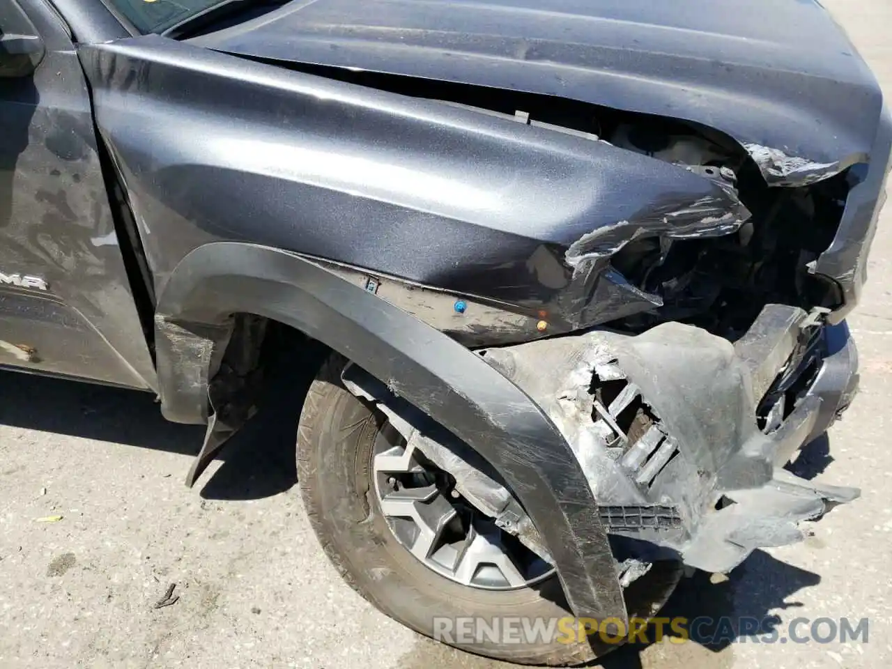 9 Photograph of a damaged car 3TMCZ5AN0LM357884 TOYOTA TACOMA 2020