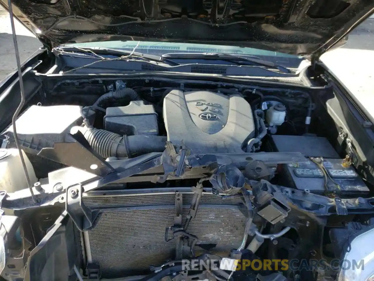 7 Photograph of a damaged car 3TMCZ5AN0LM360462 TOYOTA TACOMA 2020