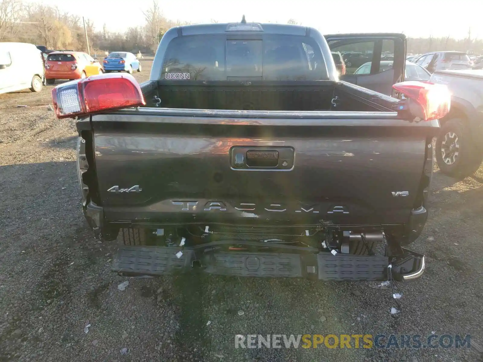 9 Photograph of a damaged car 3TMCZ5AN0LM360719 TOYOTA TACOMA 2020