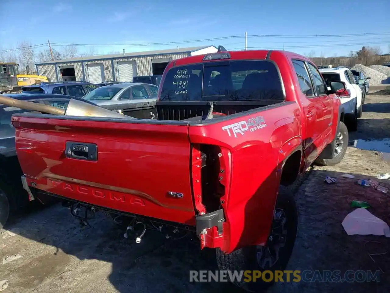 4 Photograph of a damaged car 3TMCZ5AN0LM362034 TOYOTA TACOMA 2020