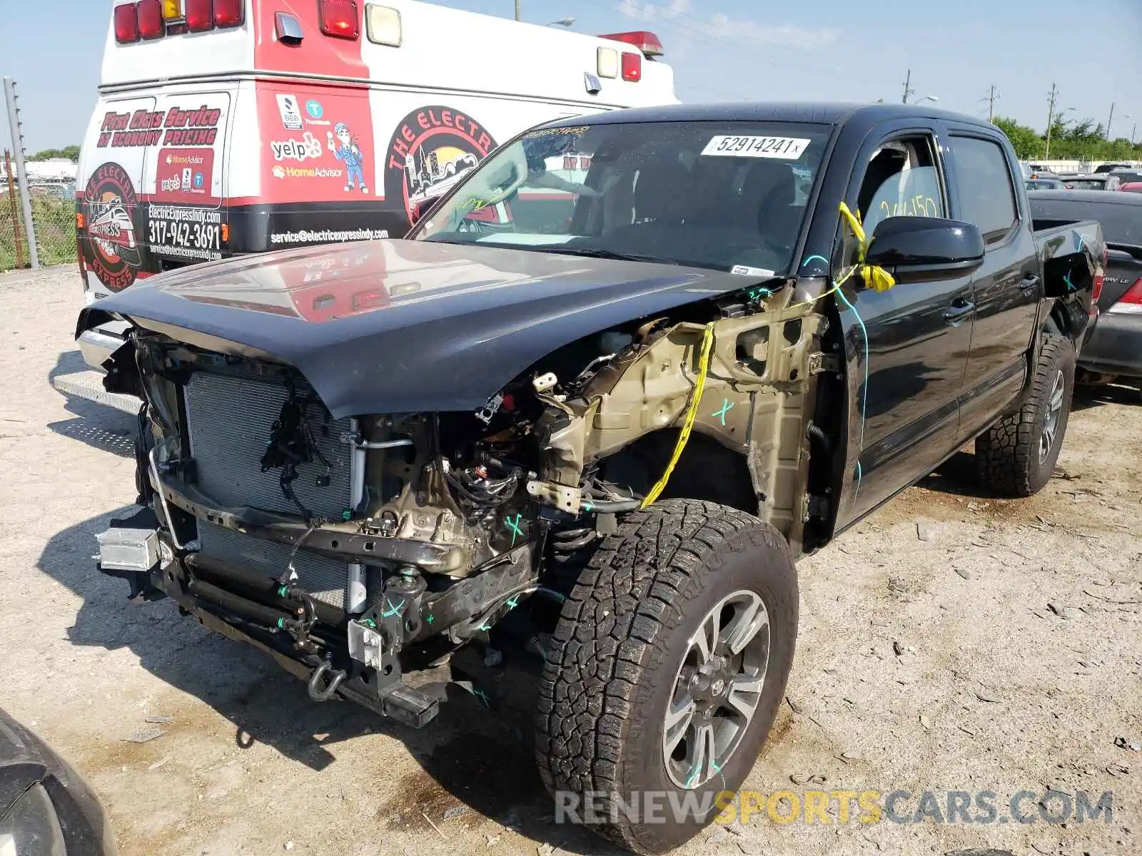 2 Photograph of a damaged car 3TMCZ5AN0LM366150 TOYOTA TACOMA 2020