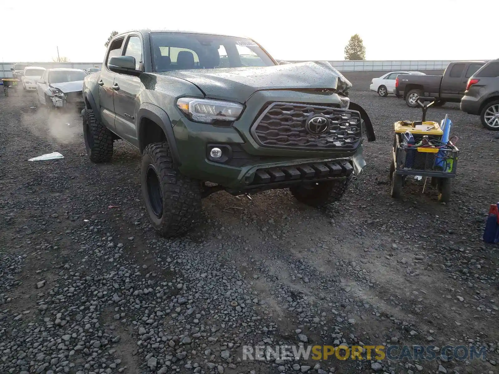 1 Photograph of a damaged car 3TMCZ5AN0MM415669 TOYOTA TACOMA 2020