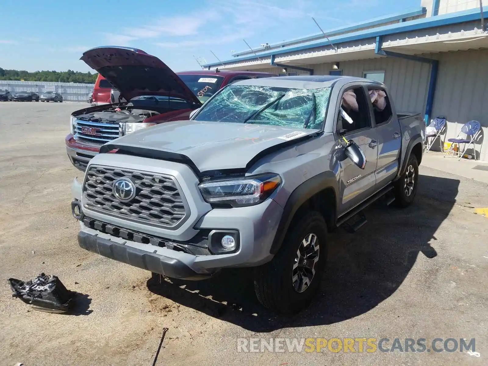 2 Photograph of a damaged car 3TMCZ5AN1LM288204 TOYOTA TACOMA 2020