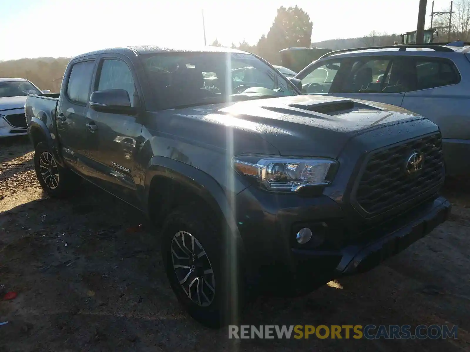 1 Photograph of a damaged car 3TMCZ5AN1LM296724 TOYOTA TACOMA 2020