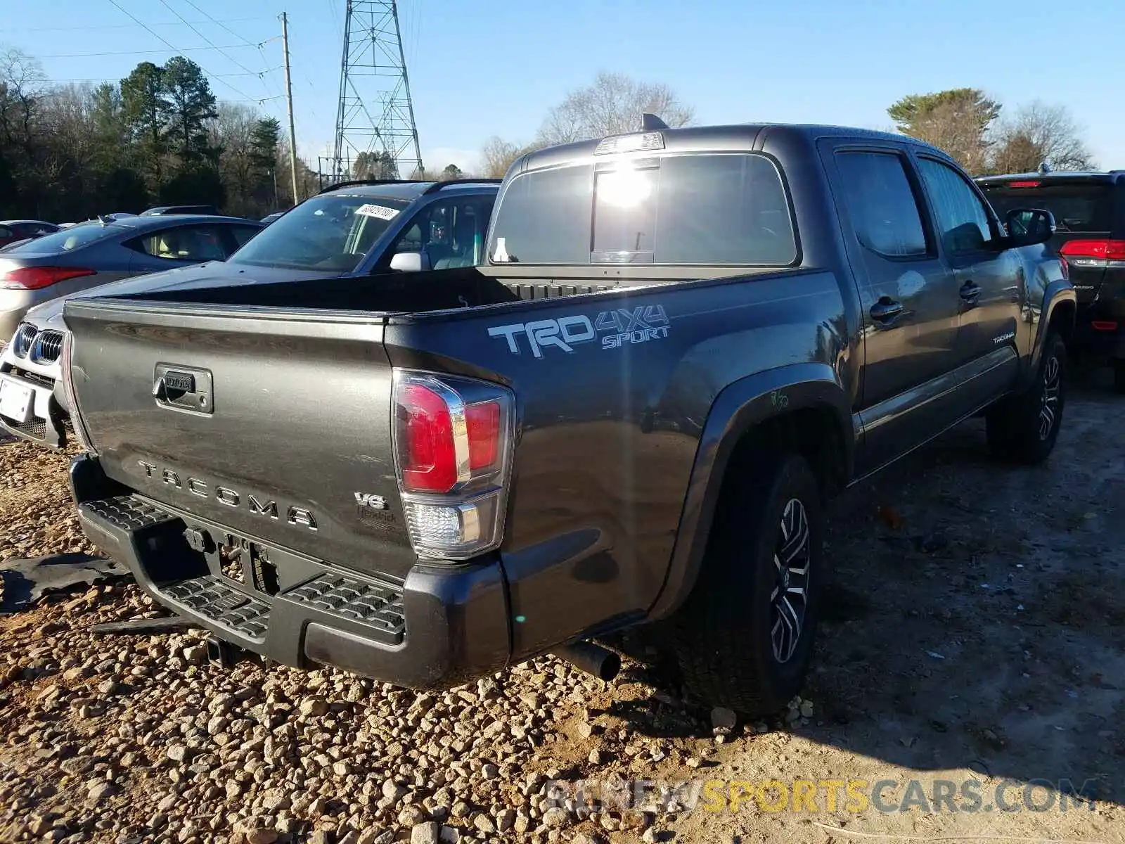 4 Photograph of a damaged car 3TMCZ5AN1LM296724 TOYOTA TACOMA 2020