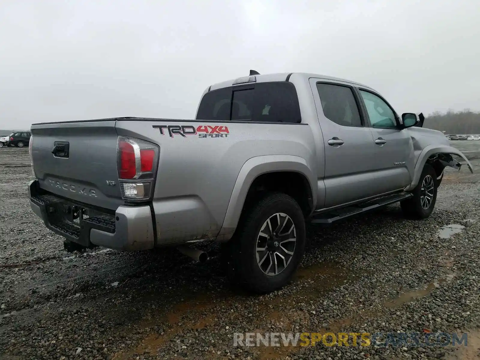 4 Photograph of a damaged car 3TMCZ5AN1LM299543 TOYOTA TACOMA 2020