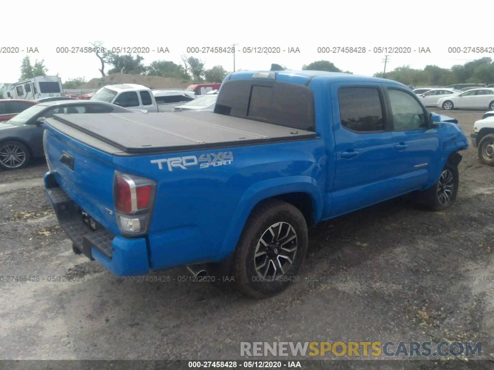 4 Photograph of a damaged car 3TMCZ5AN1LM303607 TOYOTA TACOMA 2020