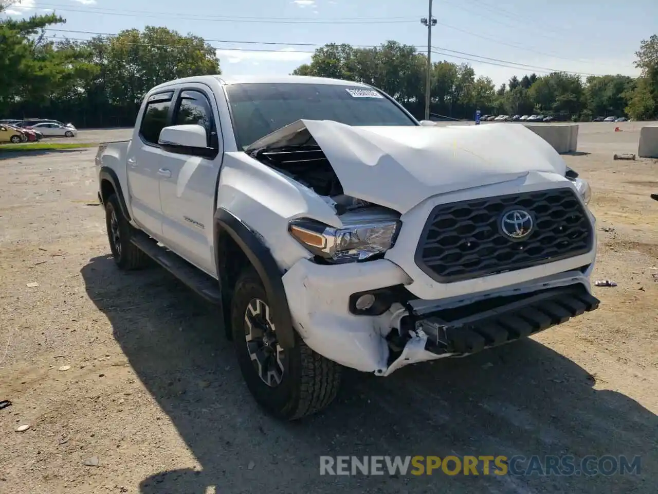 1 Photograph of a damaged car 3TMCZ5AN1LM305261 TOYOTA TACOMA 2020