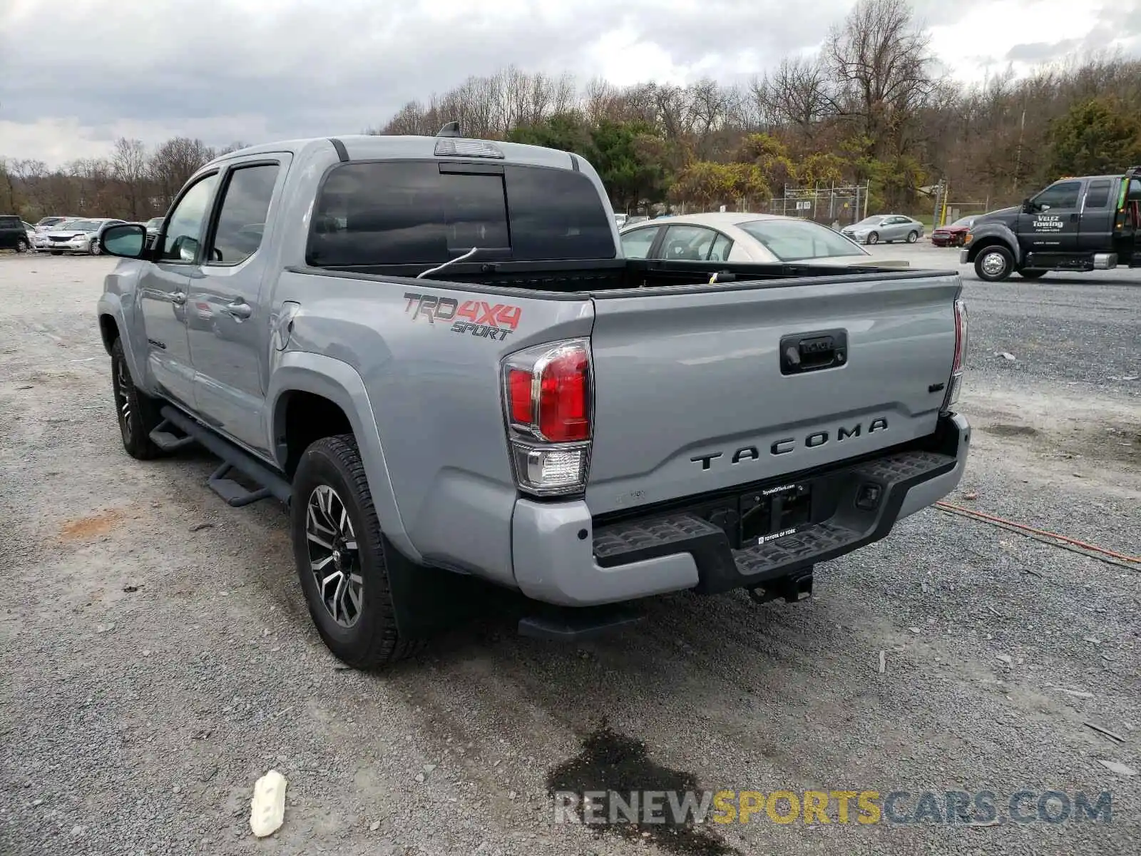 3 Photograph of a damaged car 3TMCZ5AN1LM307219 TOYOTA TACOMA 2020