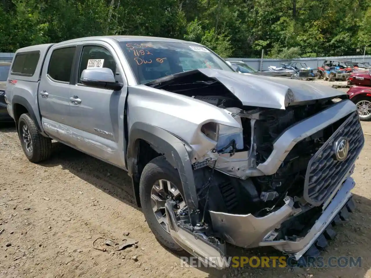 1 Photograph of a damaged car 3TMCZ5AN1LM308242 TOYOTA TACOMA 2020