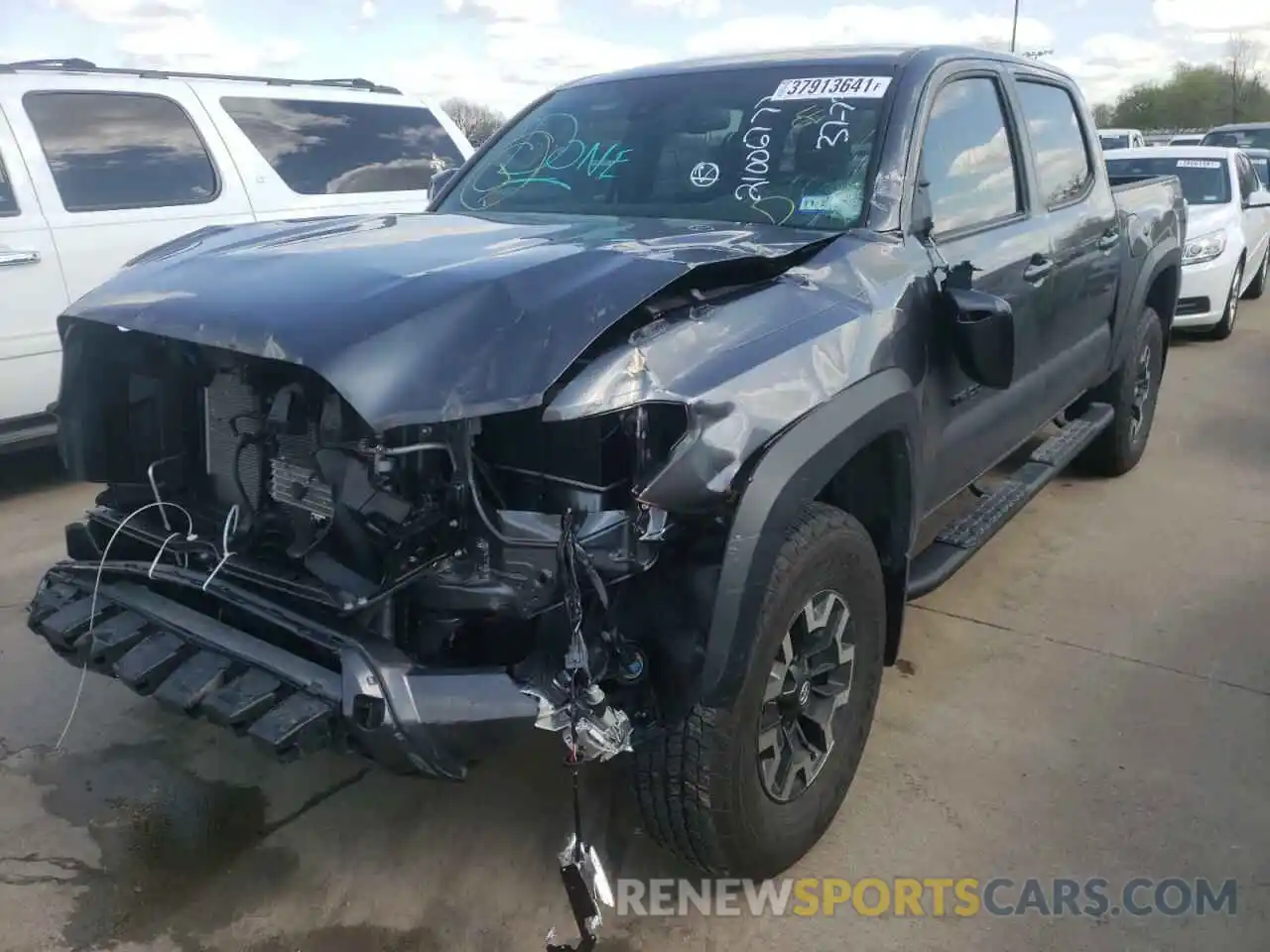 2 Photograph of a damaged car 3TMCZ5AN1LM312453 TOYOTA TACOMA 2020