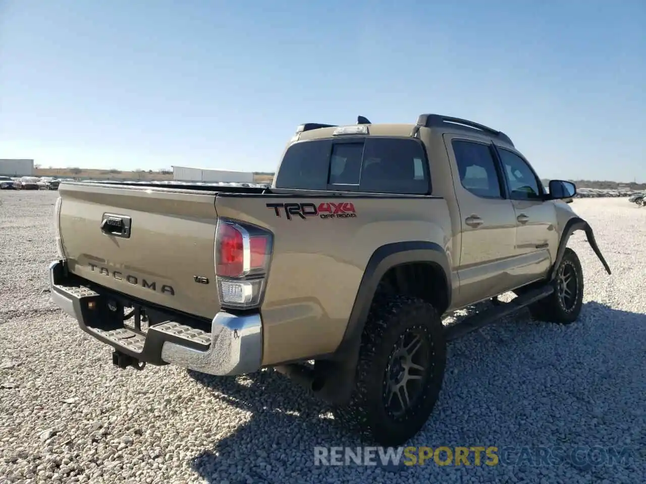 4 Photograph of a damaged car 3TMCZ5AN1LM313134 TOYOTA TACOMA 2020