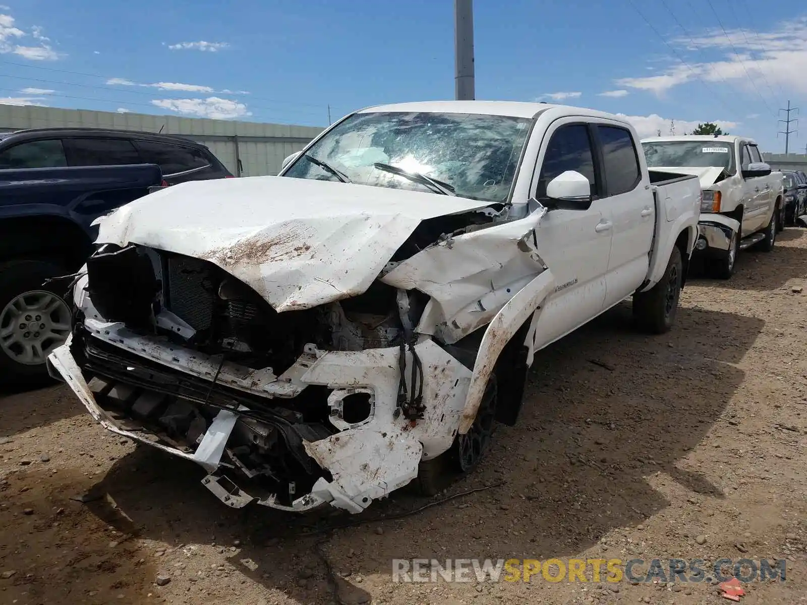 2 Photograph of a damaged car 3TMCZ5AN1LM315658 TOYOTA TACOMA 2020