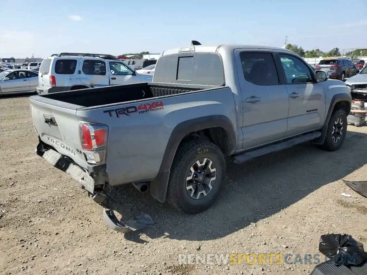 4 Photograph of a damaged car 3TMCZ5AN1LM315787 TOYOTA TACOMA 2020