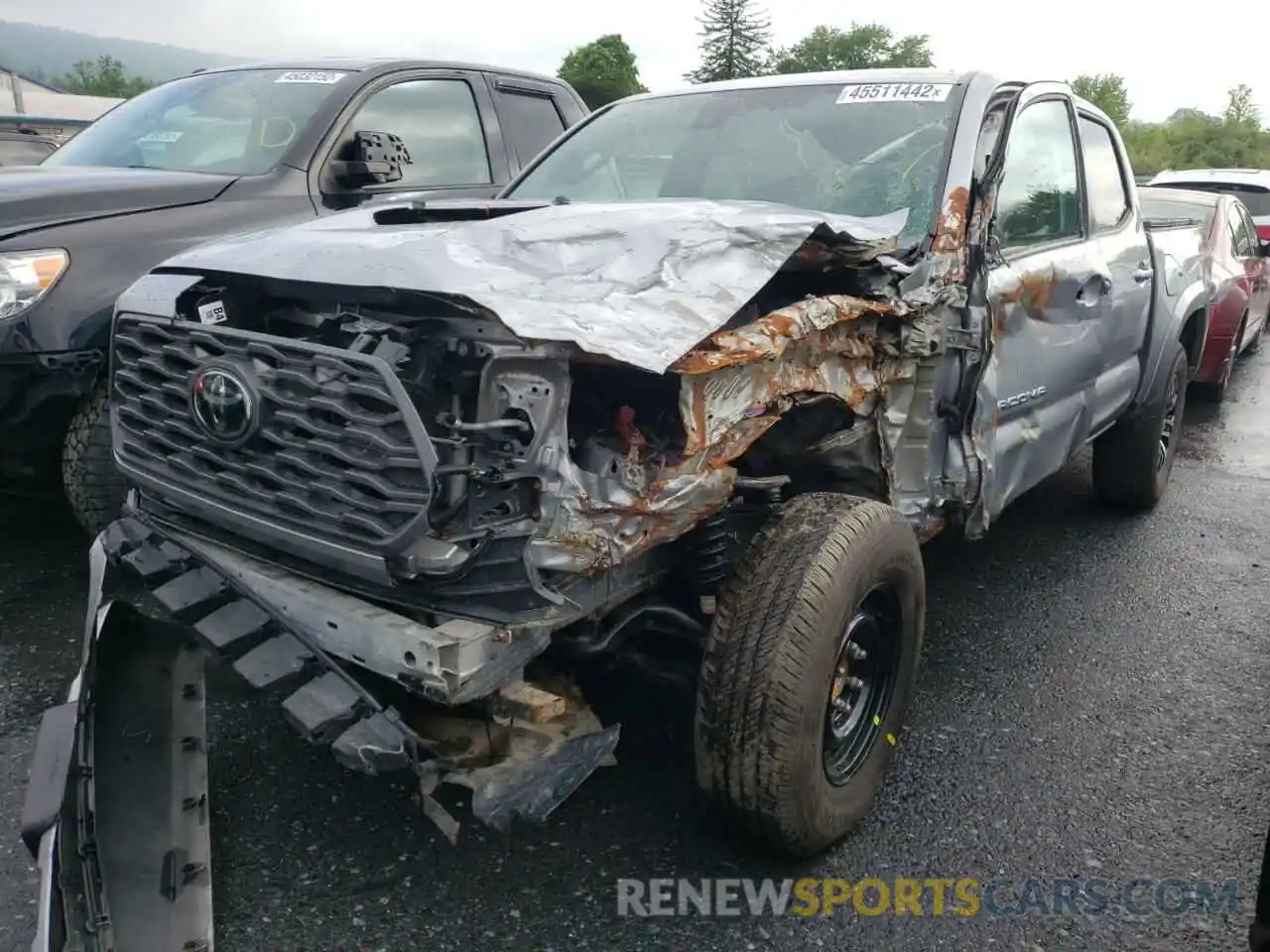 2 Photograph of a damaged car 3TMCZ5AN1LM317023 TOYOTA TACOMA 2020