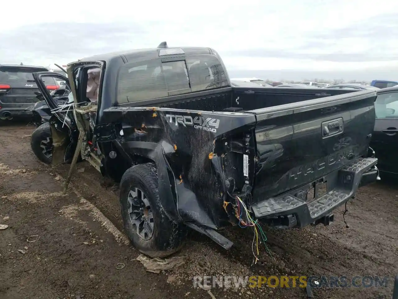 3 Photograph of a damaged car 3TMCZ5AN1LM320262 TOYOTA TACOMA 2020