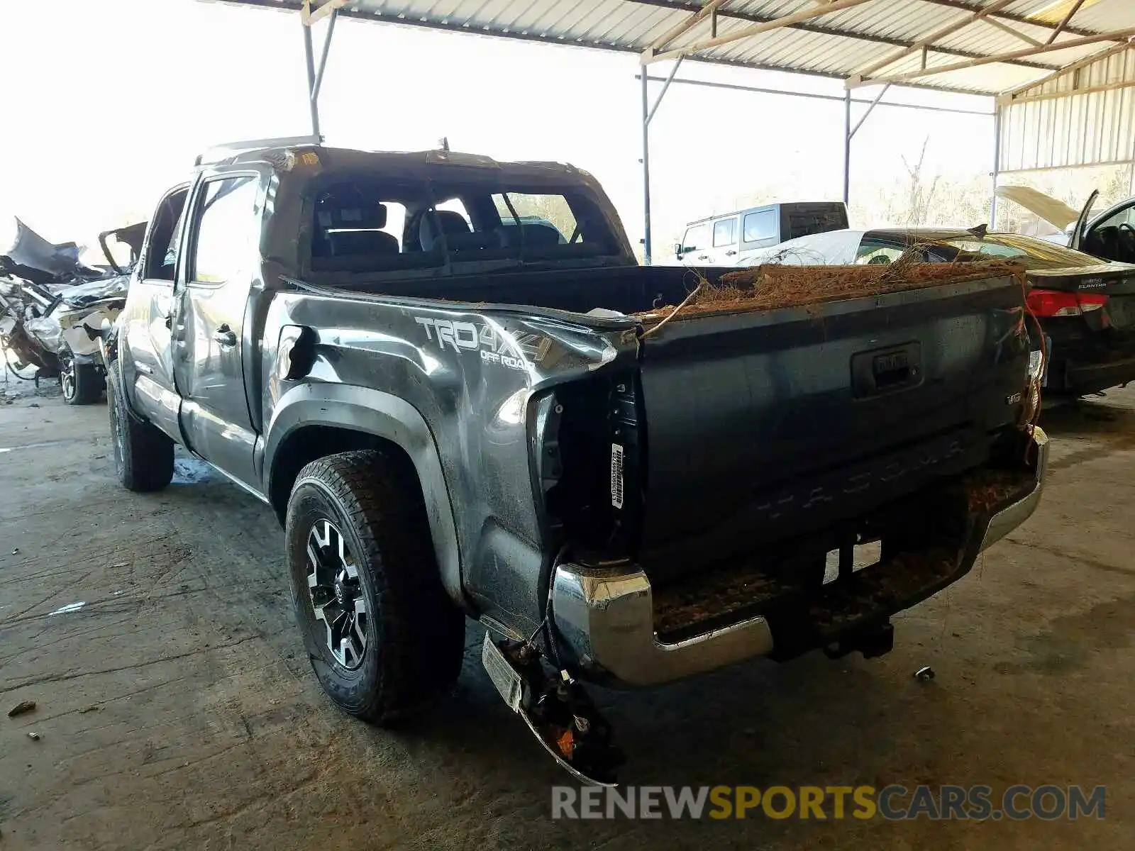 3 Photograph of a damaged car 3TMCZ5AN1LM322920 TOYOTA TACOMA 2020