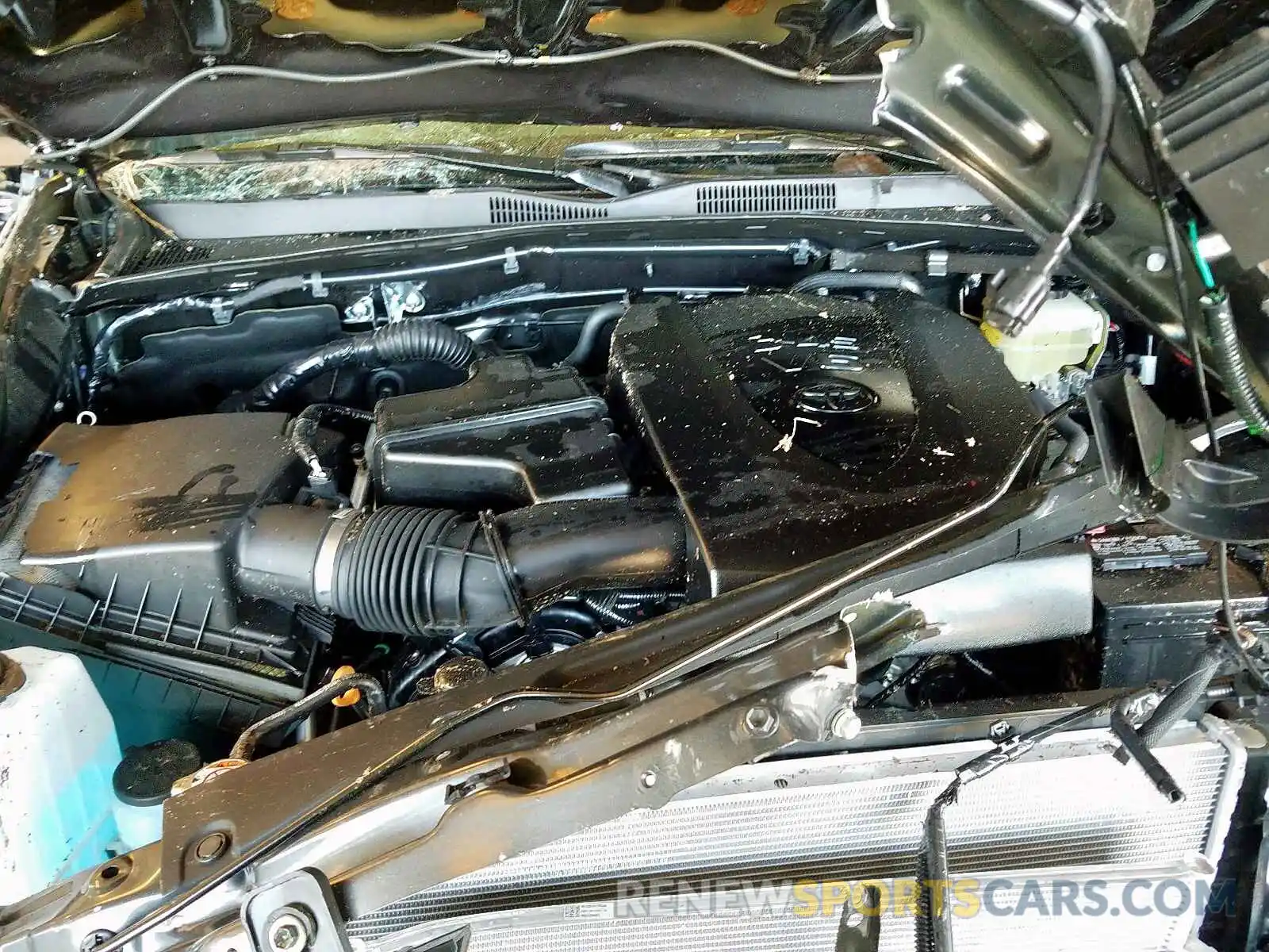 7 Photograph of a damaged car 3TMCZ5AN1LM322920 TOYOTA TACOMA 2020