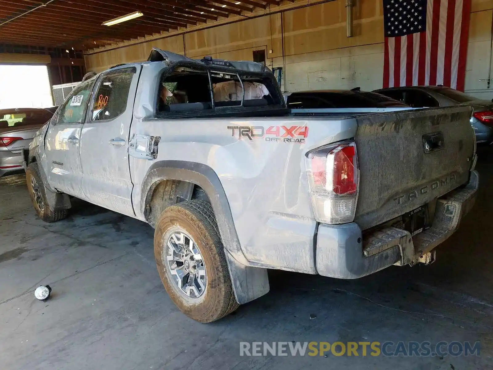 3 Photograph of a damaged car 3TMCZ5AN1LM331892 TOYOTA TACOMA 2020