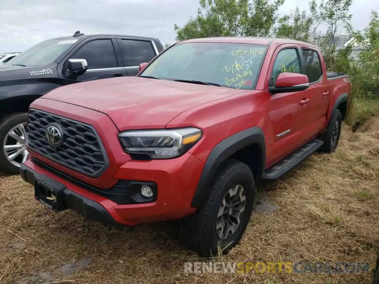 2 Photograph of a damaged car 3TMCZ5AN1LM334470 TOYOTA TACOMA 2020