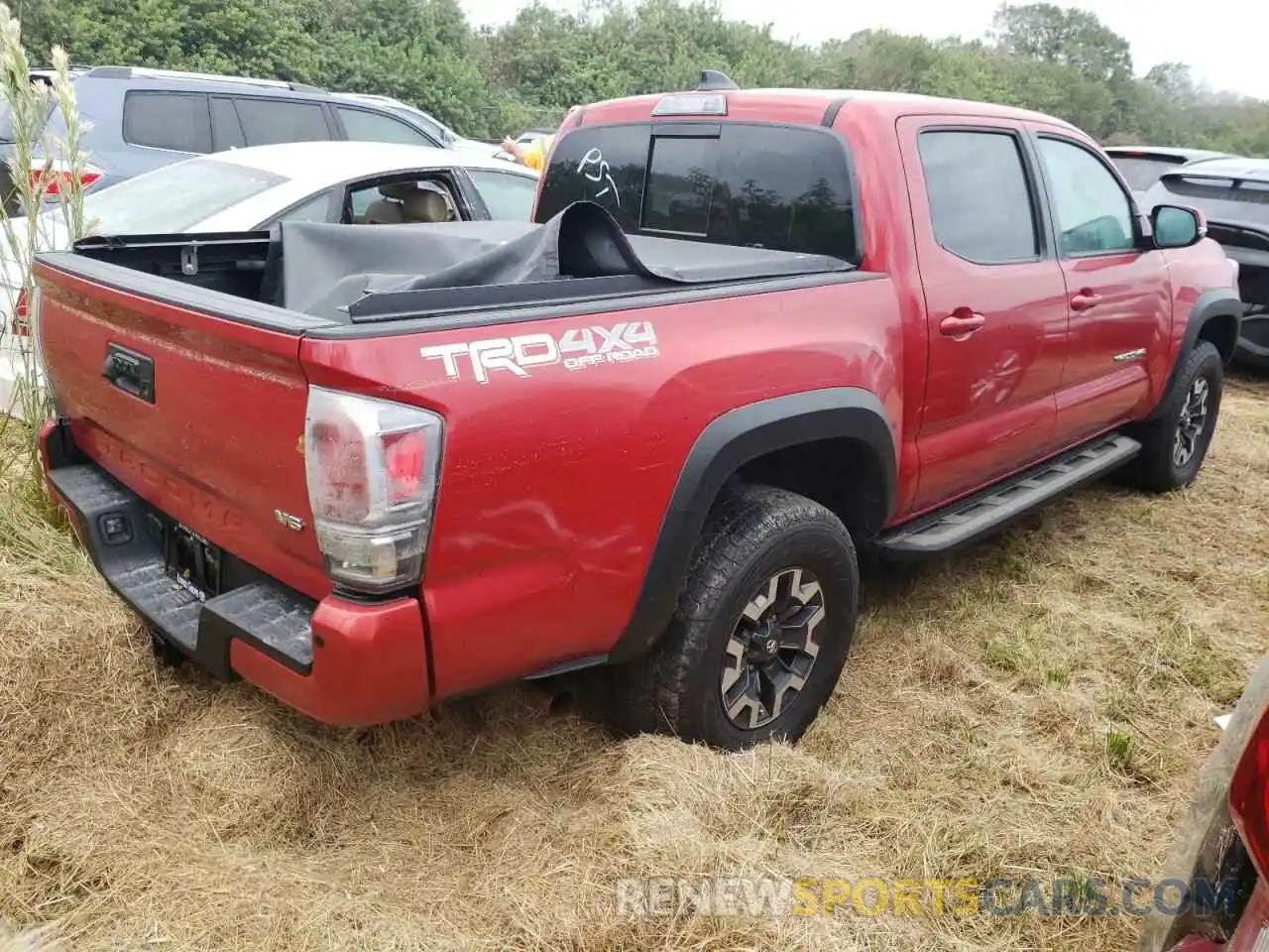 4 Photograph of a damaged car 3TMCZ5AN1LM334470 TOYOTA TACOMA 2020