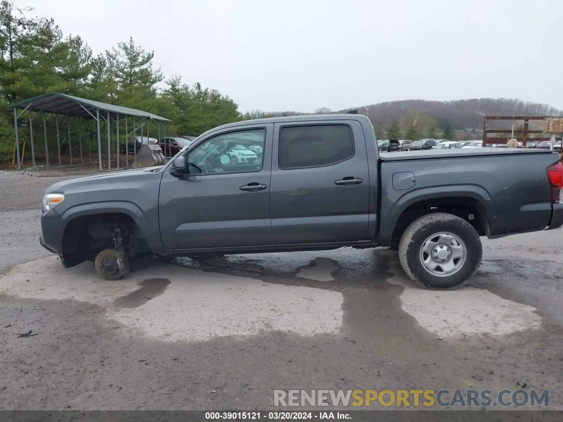 15 Photograph of a damaged car 3TMCZ5AN1LM335473 TOYOTA TACOMA 2020