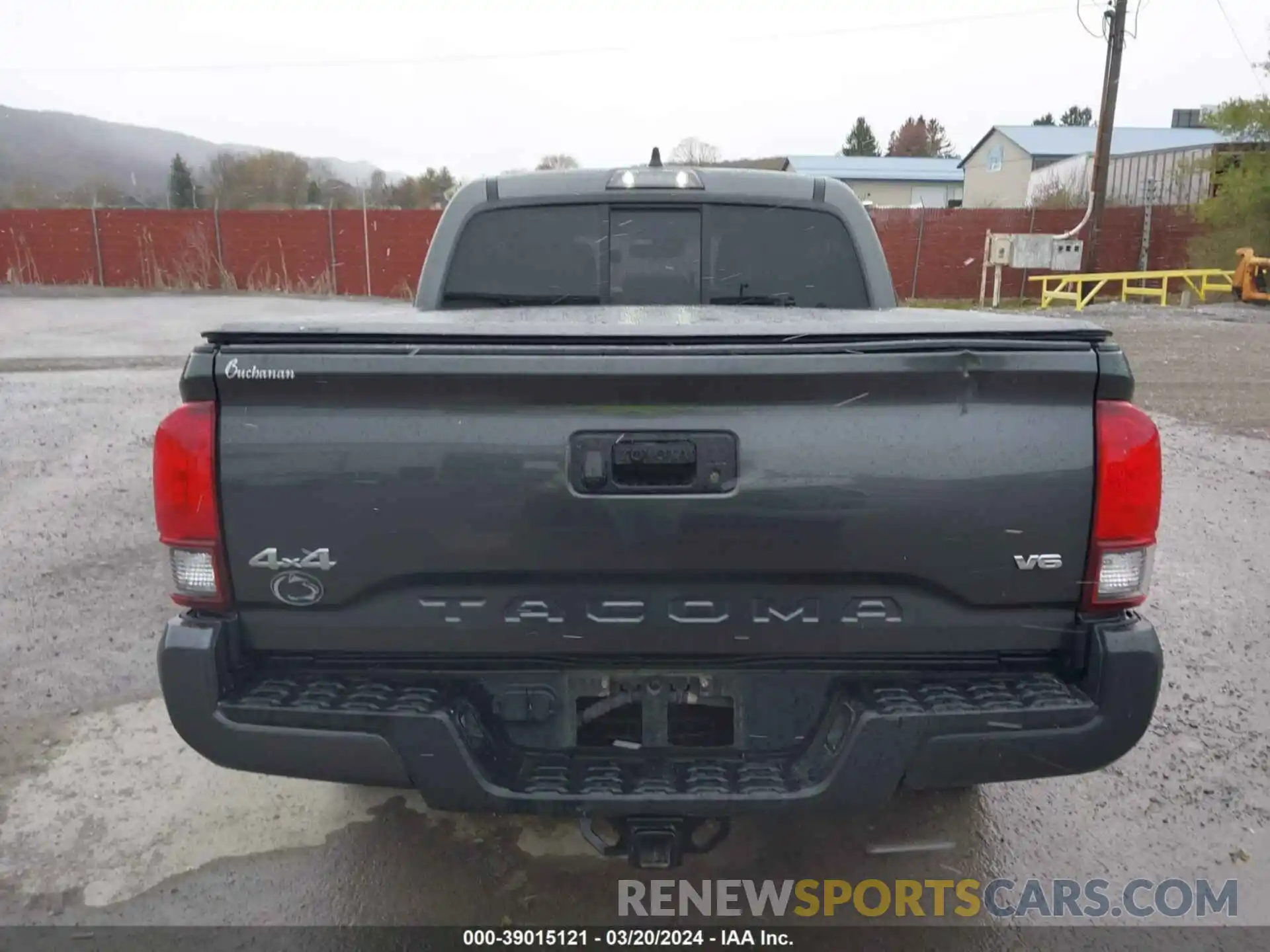 17 Photograph of a damaged car 3TMCZ5AN1LM335473 TOYOTA TACOMA 2020