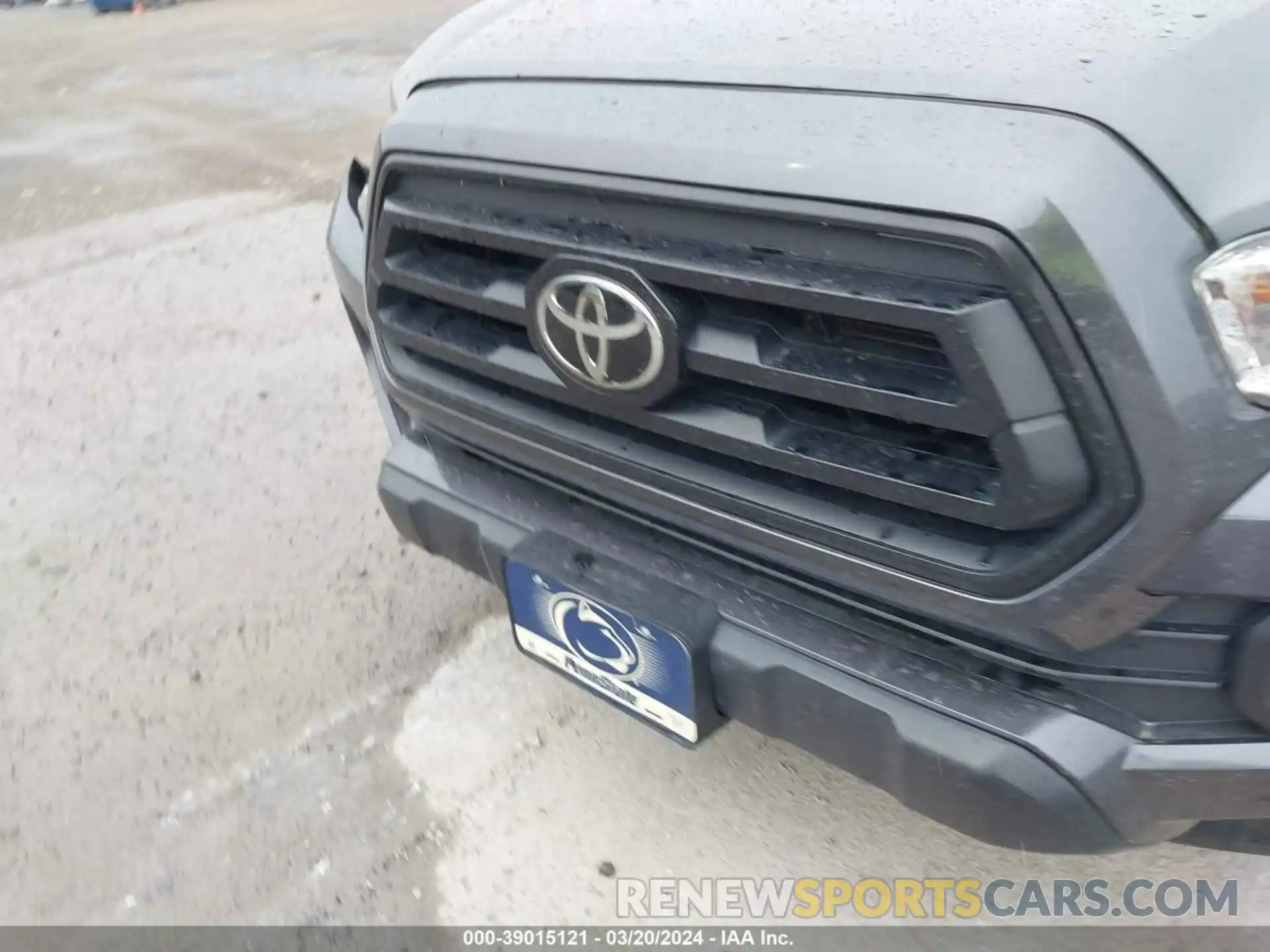 19 Photograph of a damaged car 3TMCZ5AN1LM335473 TOYOTA TACOMA 2020