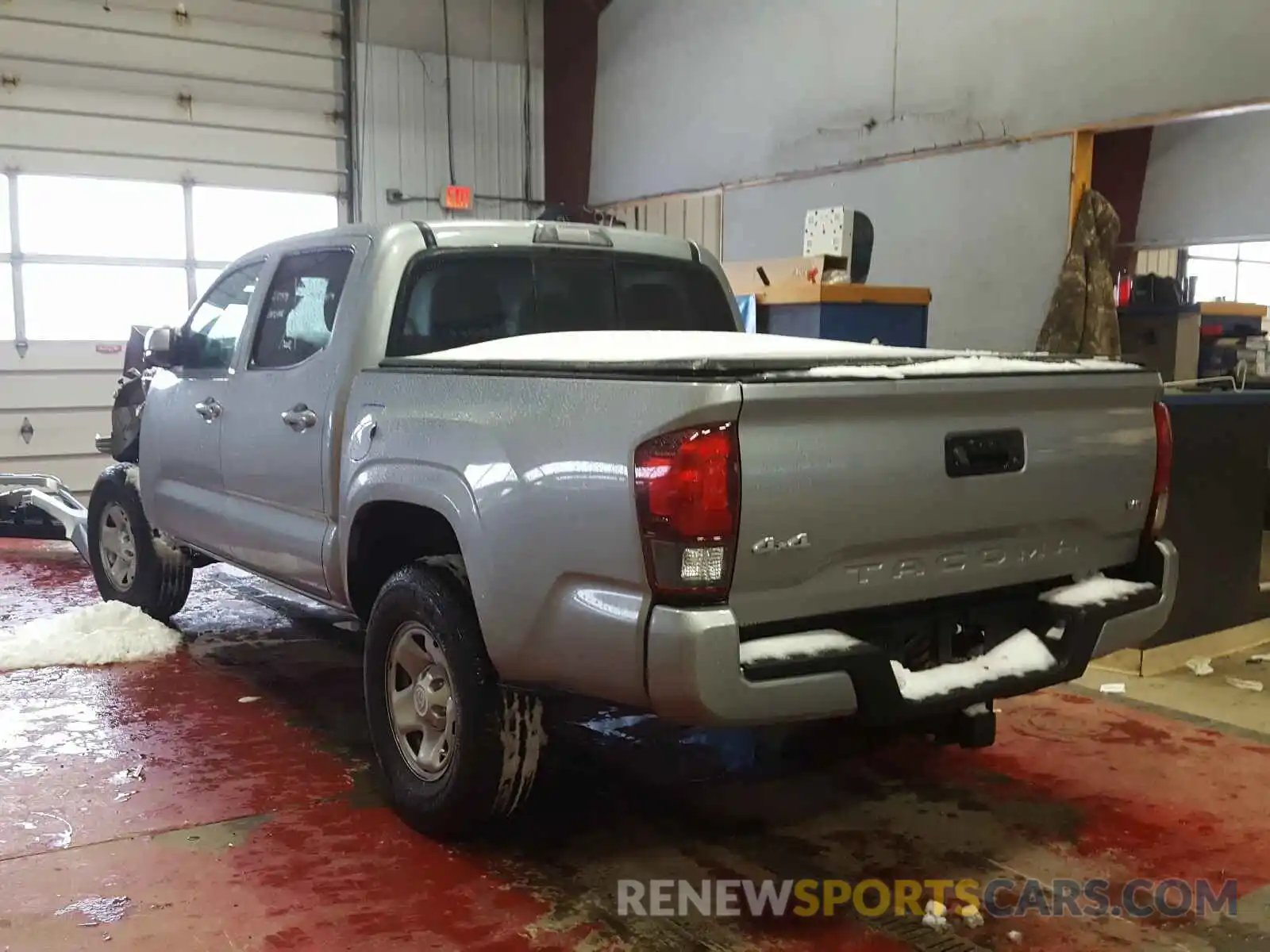 3 Photograph of a damaged car 3TMCZ5AN1LM338731 TOYOTA TACOMA 2020