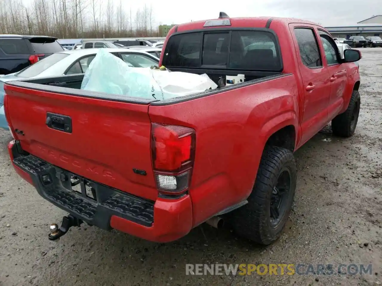 4 Photograph of a damaged car 3TMCZ5AN1LM340883 TOYOTA TACOMA 2020