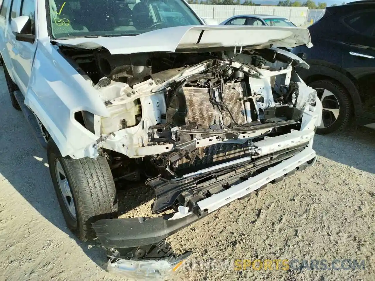 9 Photograph of a damaged car 3TMCZ5AN1LM348417 TOYOTA TACOMA 2020