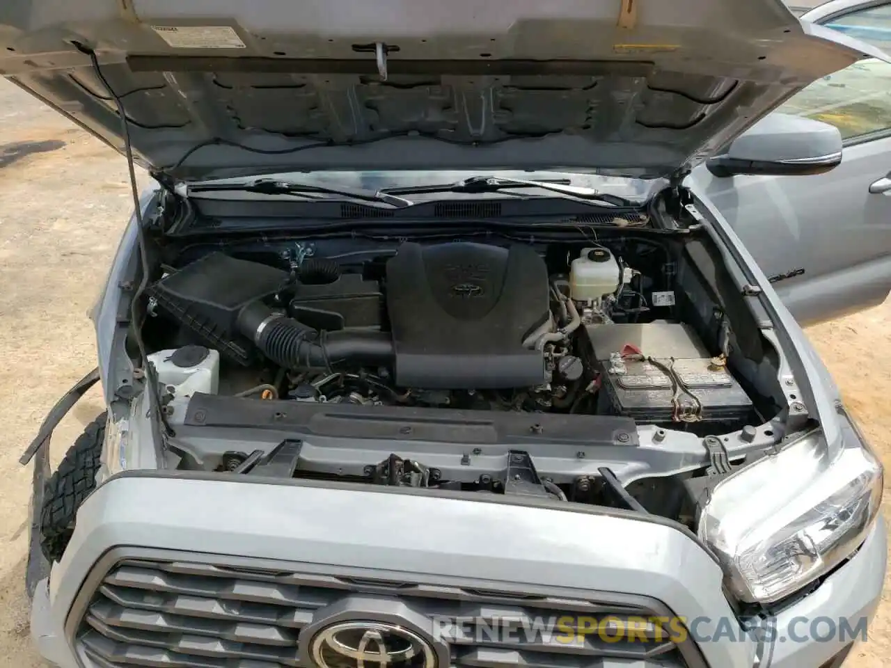 7 Photograph of a damaged car 3TMCZ5AN1LM352077 TOYOTA TACOMA 2020