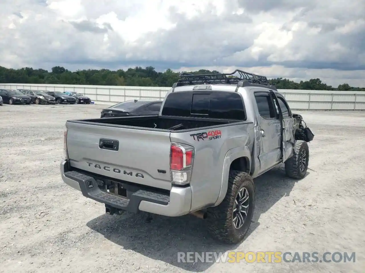 4 Photograph of a damaged car 3TMCZ5AN1LM352273 TOYOTA TACOMA 2020