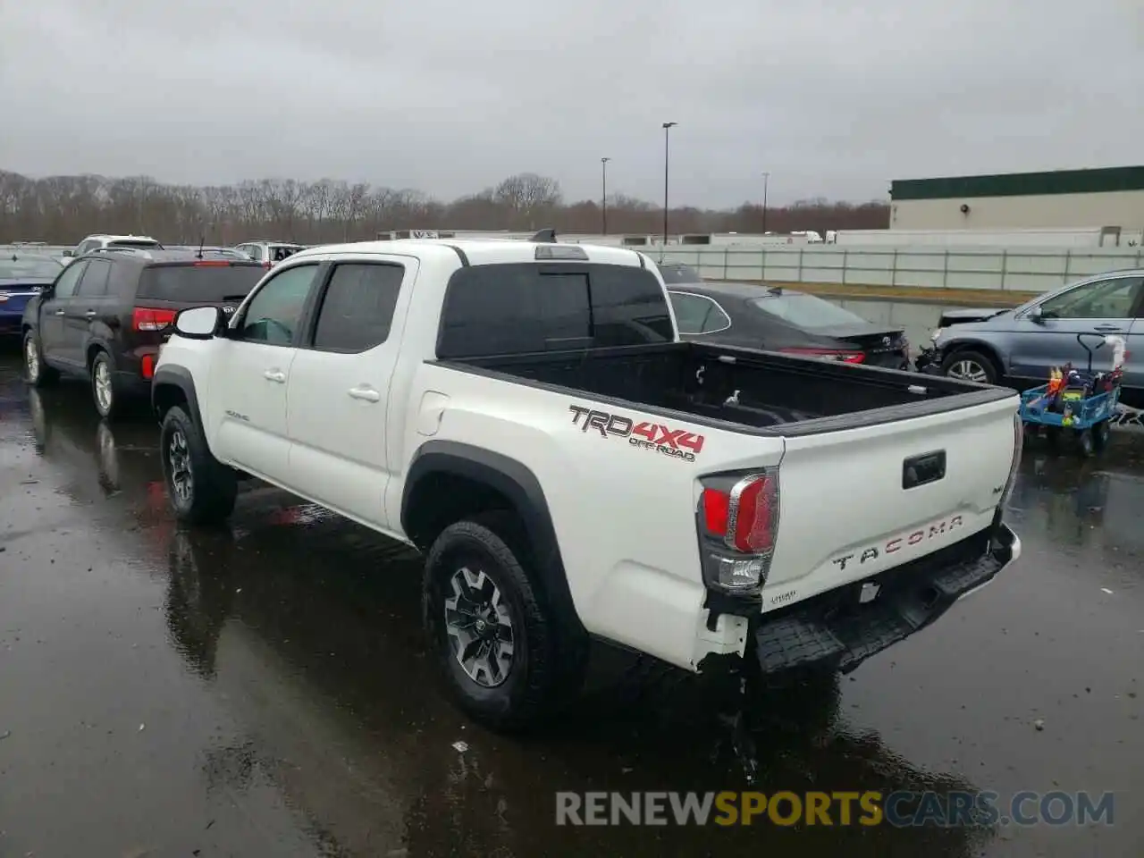 3 Photograph of a damaged car 3TMCZ5AN1LM355531 TOYOTA TACOMA 2020