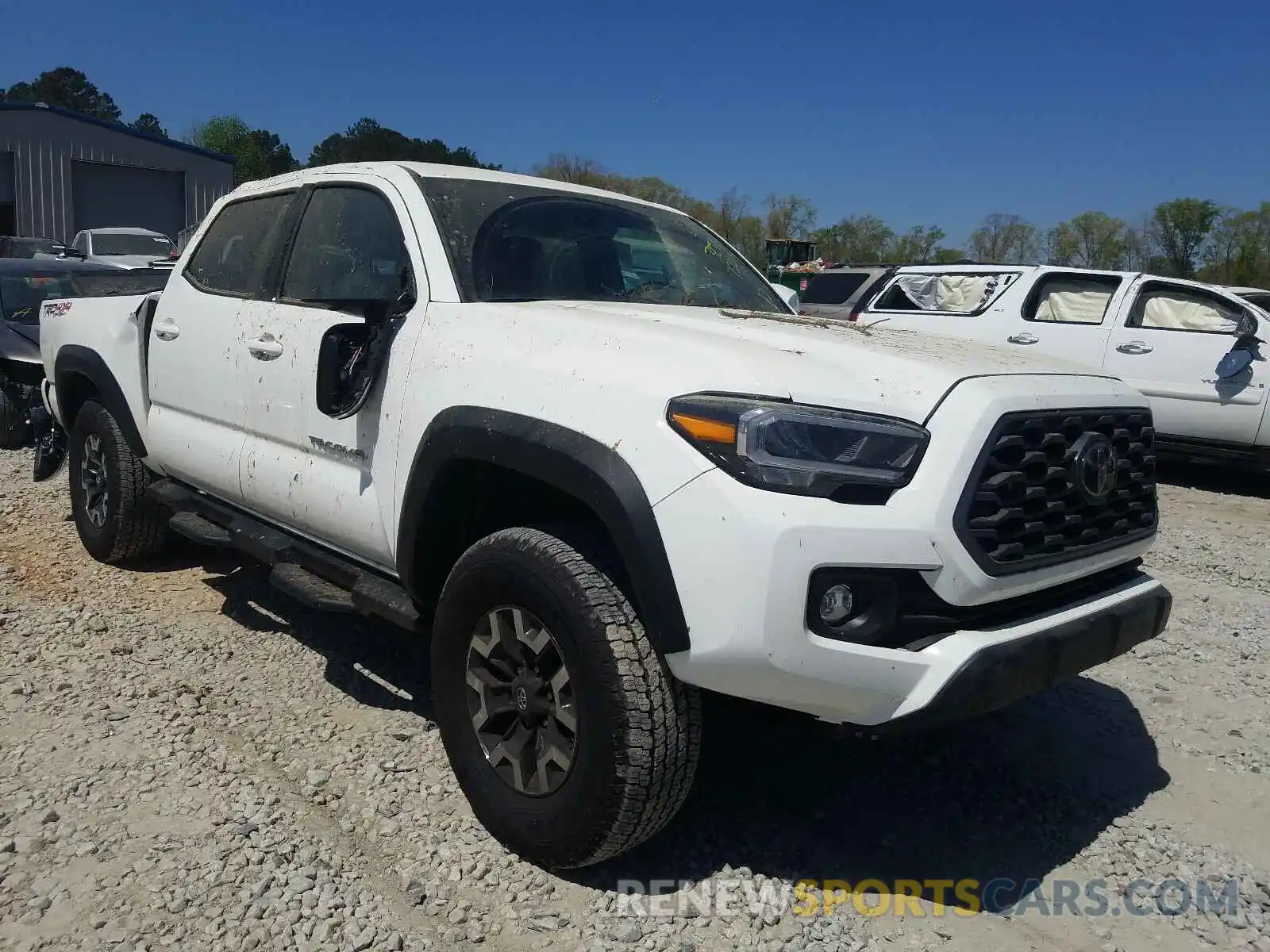 1 Photograph of a damaged car 3TMCZ5AN1LM361894 TOYOTA TACOMA 2020