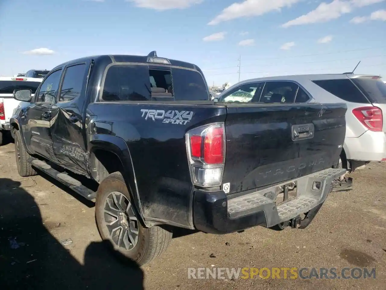 3 Photograph of a damaged car 3TMCZ5AN1LM364570 TOYOTA TACOMA 2020