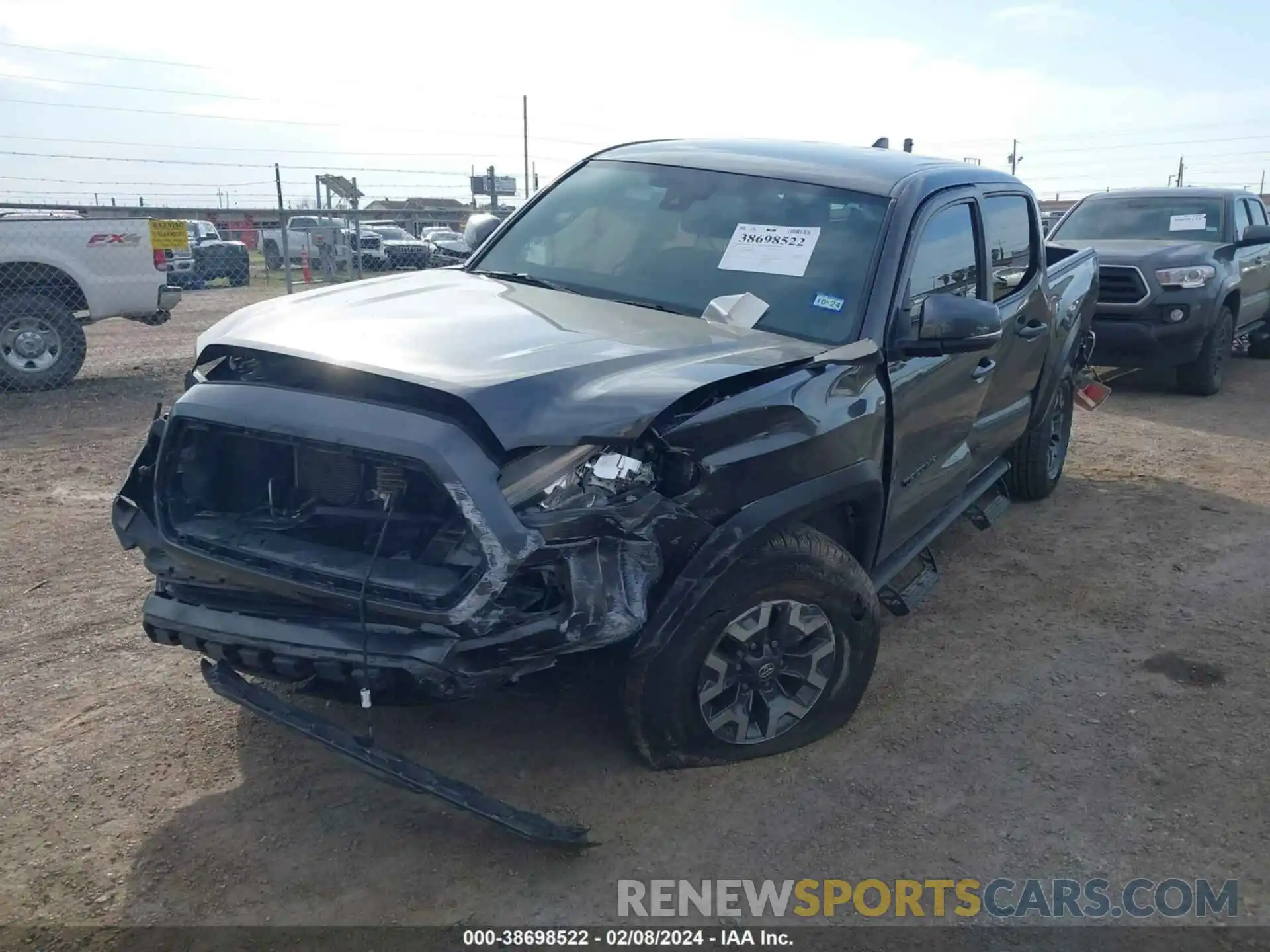 2 Photograph of a damaged car 3TMCZ5AN2LM293475 TOYOTA TACOMA 2020