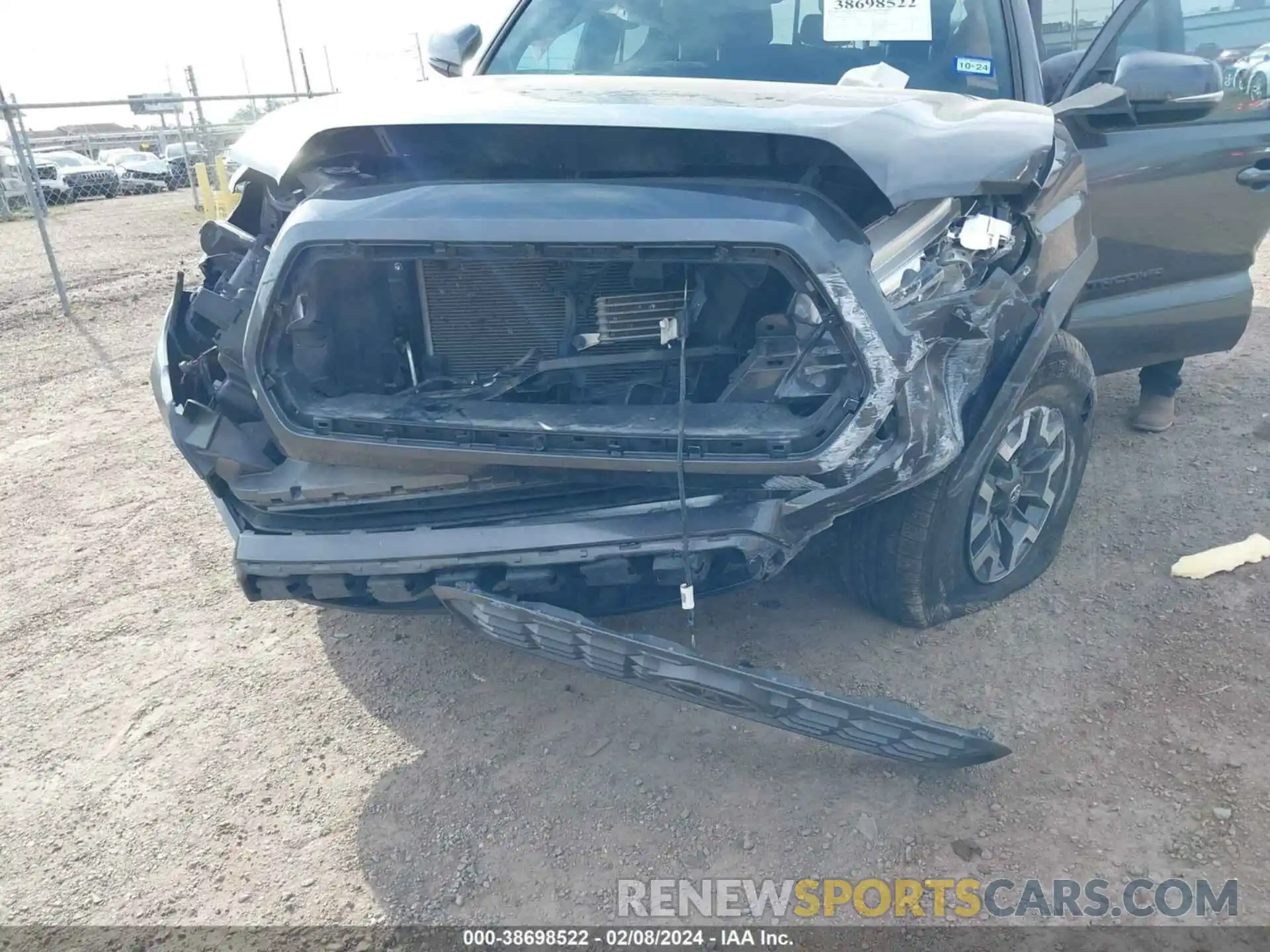 6 Photograph of a damaged car 3TMCZ5AN2LM293475 TOYOTA TACOMA 2020