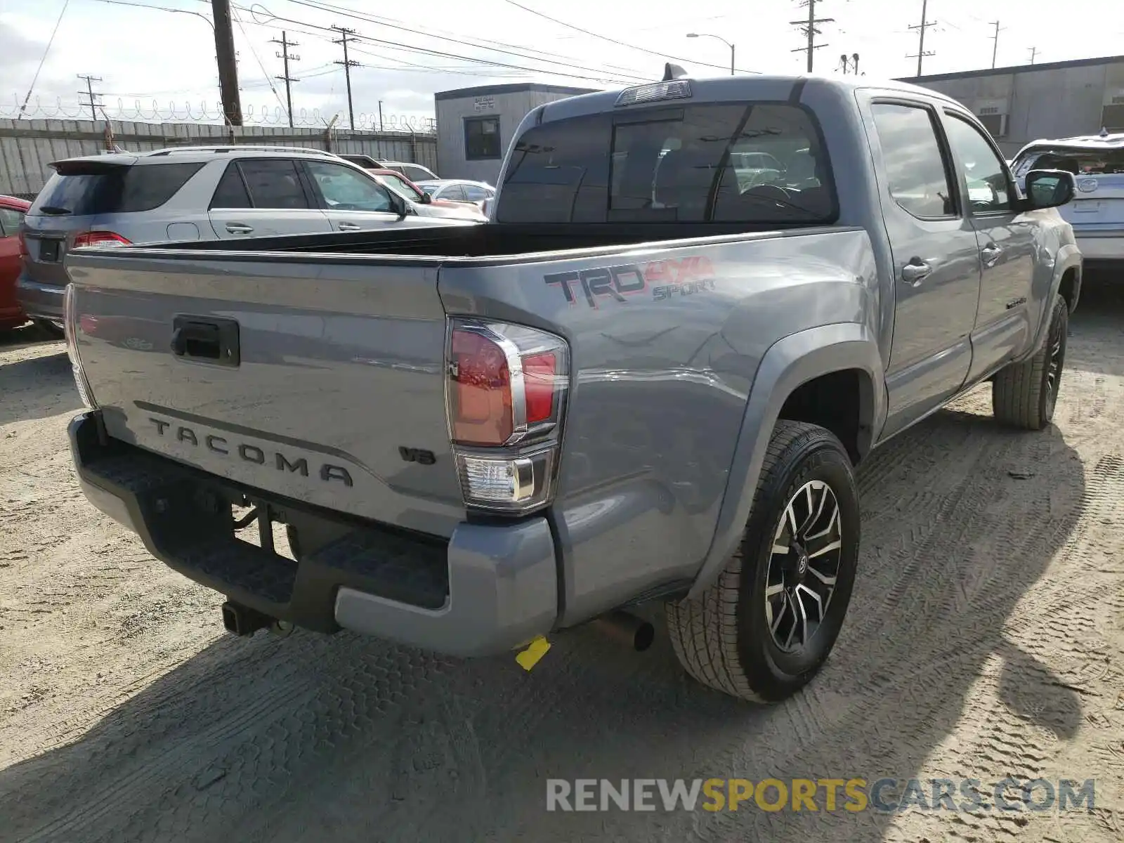 4 Photograph of a damaged car 3TMCZ5AN2LM293752 TOYOTA TACOMA 2020