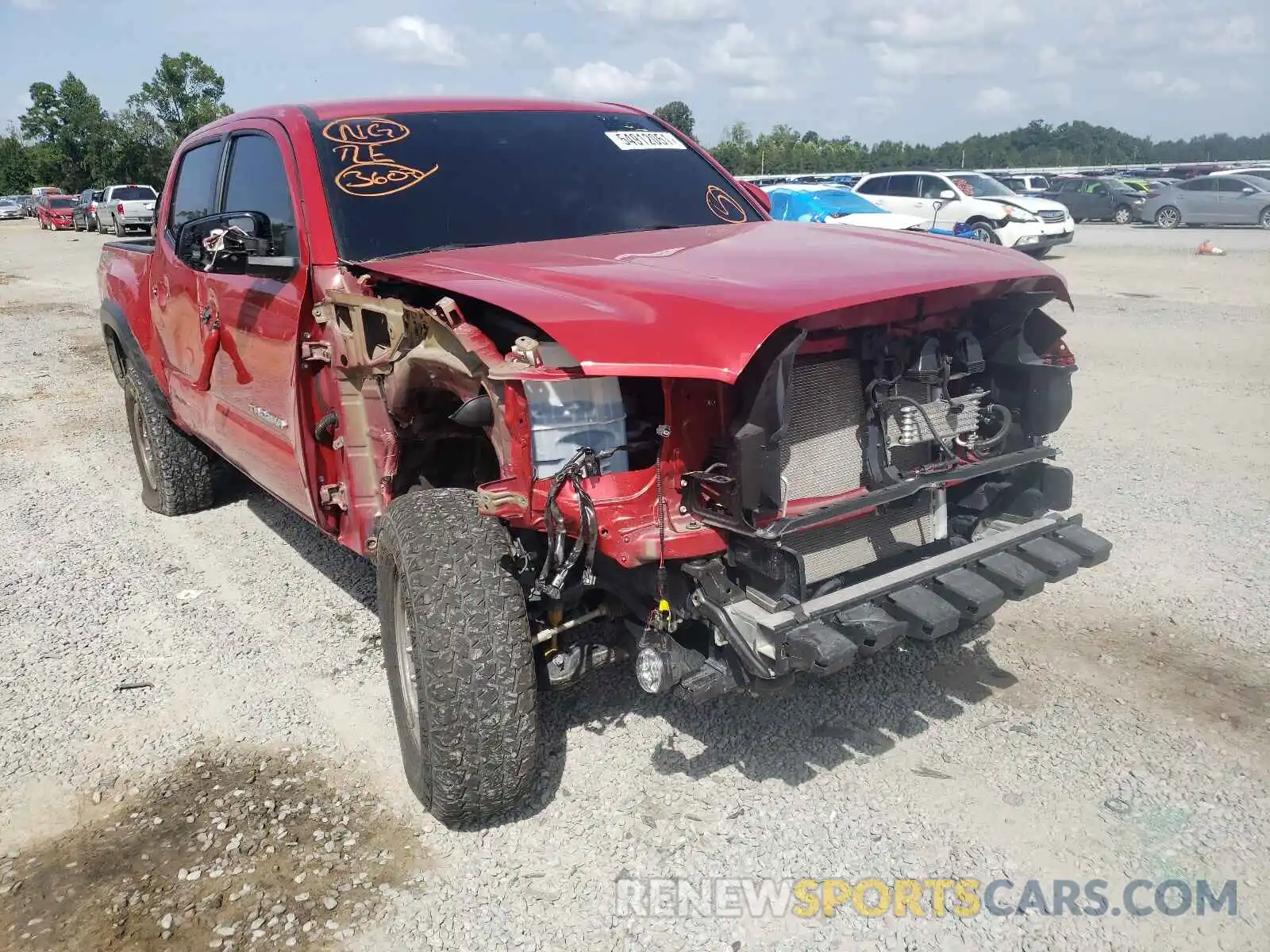 1 Photograph of a damaged car 3TMCZ5AN2LM293797 TOYOTA TACOMA 2020