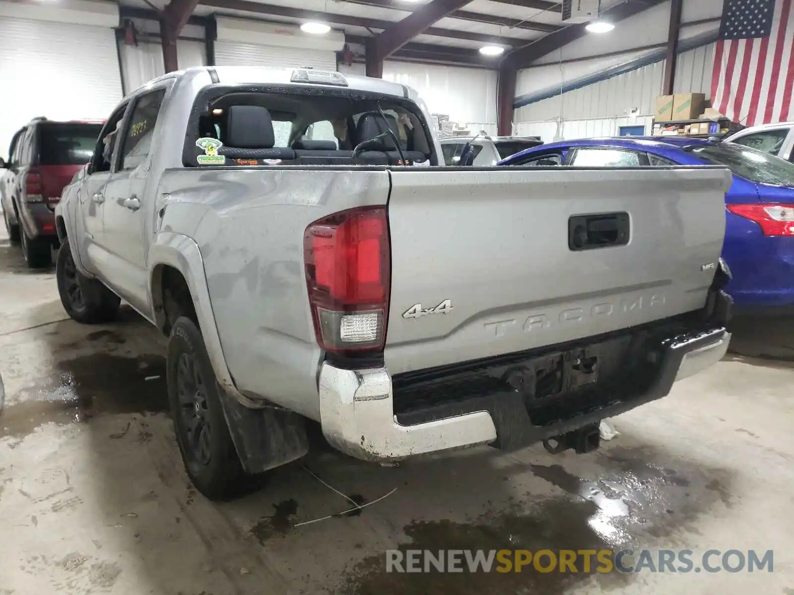 3 Photograph of a damaged car 3TMCZ5AN2LM296358 TOYOTA TACOMA 2020