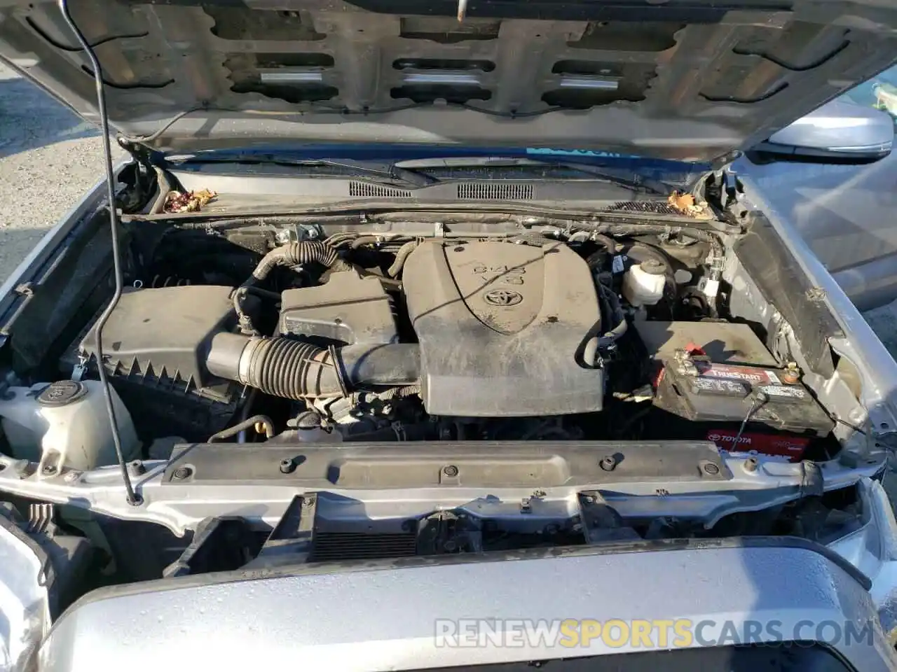 7 Photograph of a damaged car 3TMCZ5AN2LM300134 TOYOTA TACOMA 2020