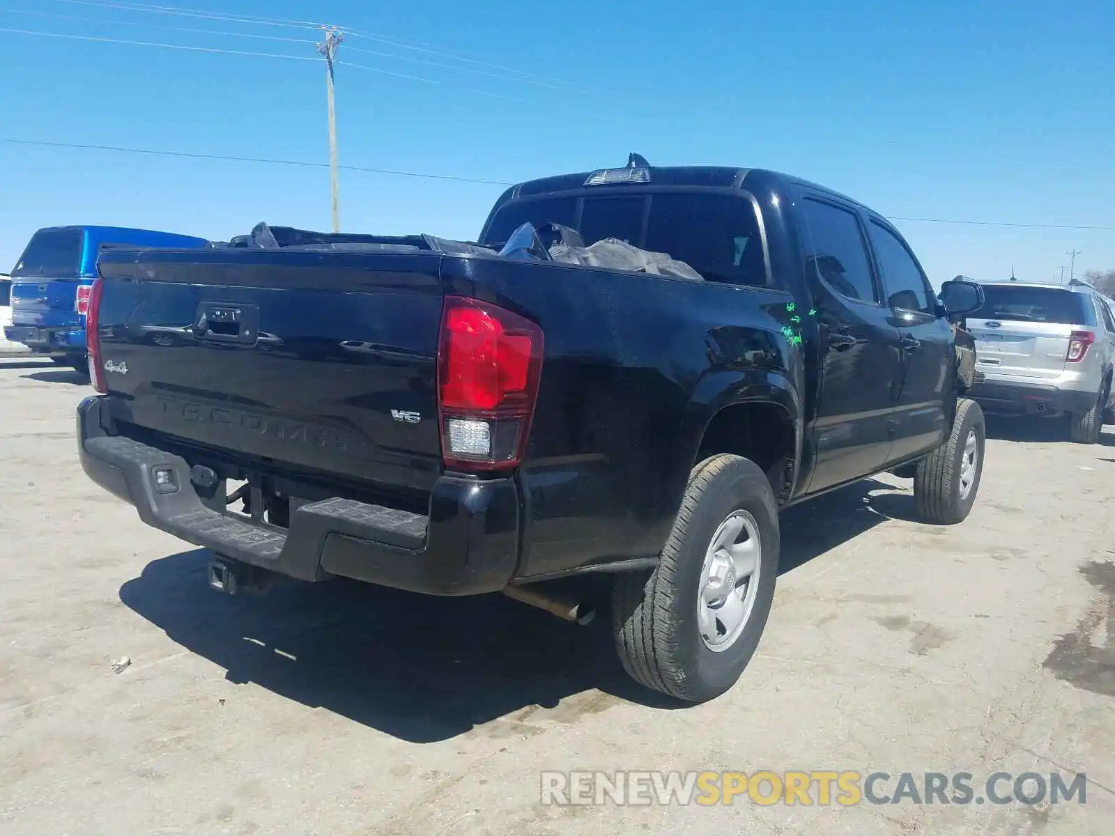 4 Photograph of a damaged car 3TMCZ5AN2LM302031 TOYOTA TACOMA 2020